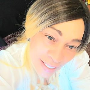 Meet your Posher, Gladys